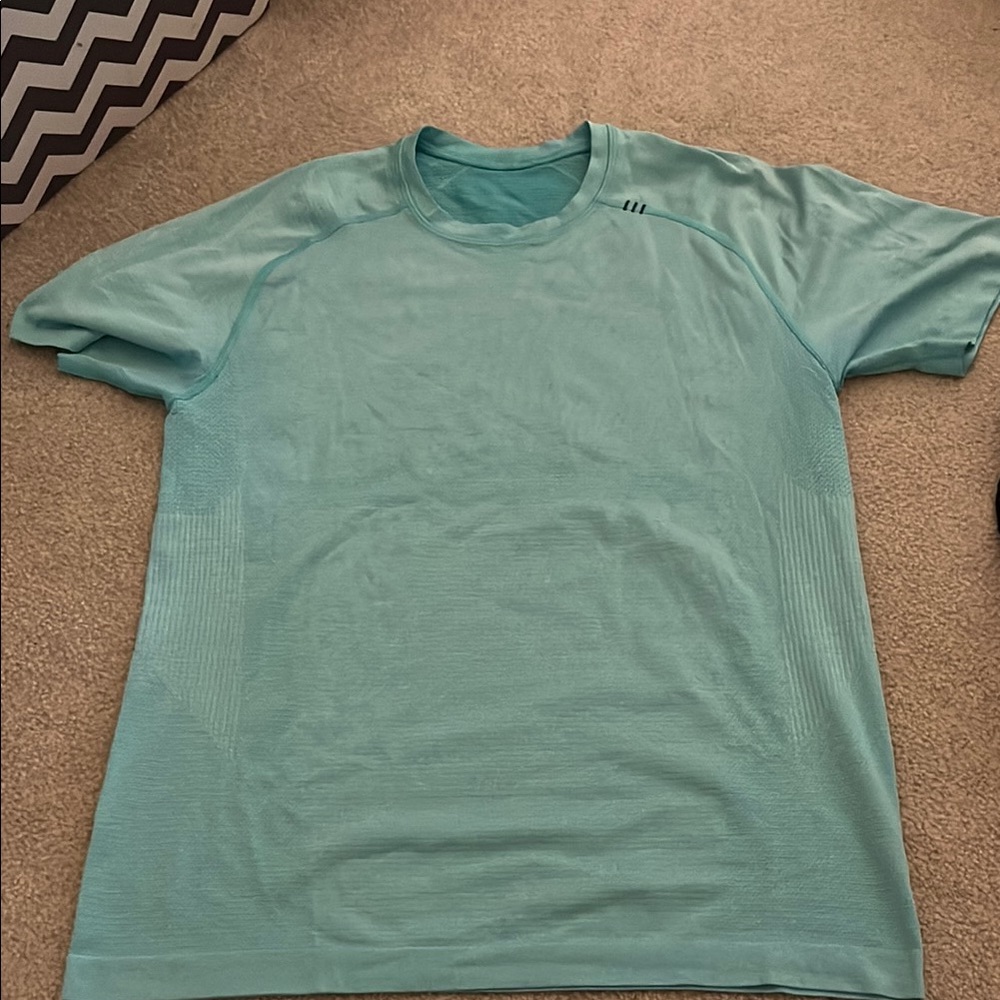 lululemon athletica Blue Short Sleeve Tee